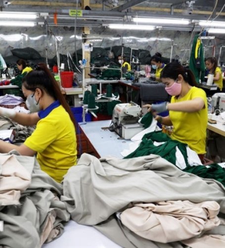 US tariffs threaten Việt Nam’s exports, economic growth